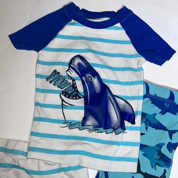 Boys 2T Members Mark 3 piece pajama set. Top, pants and shorts Shark print - Picture 3 of 6